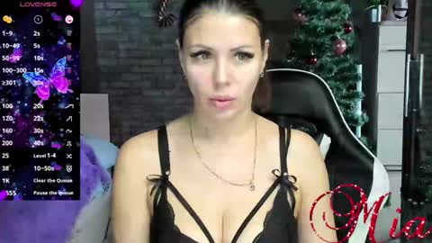 Mia my pvt is open and lovense is active online show from 6, 1, 2025