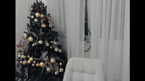 Adriana online show from 22, 12, 2025