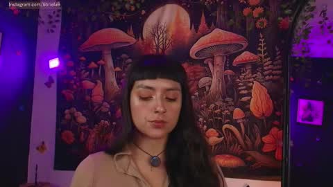 B R I E L A  online show from 16, 4, 2026