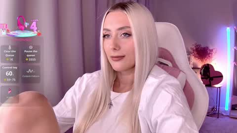 Snapshot of 7loren_wood7 chatting on 28, 5, 2026 Loren Wood online show from 28, 5, 2026