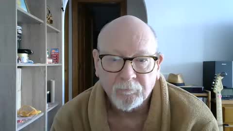 Snapshot of 7thsojourn chatting on 15, 12, 2024 Papi online show from 15, 12, 2024