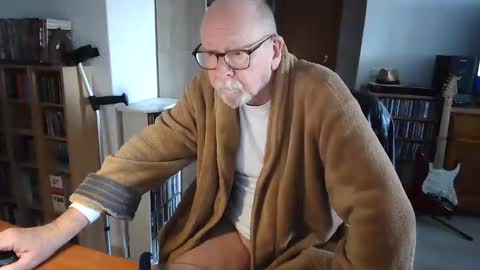 Snapshot of 7thsojourn chatting on 7, 2, 2025 Papi online show from 7, 2, 2025