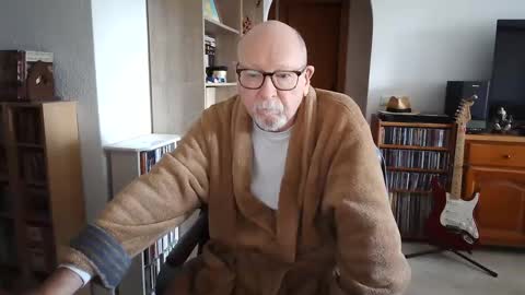 Snapshot of 7thsojourn chatting on 8, 2, 2025 Papi online show from 8, 2, 2025