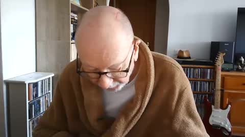 Snapshot of 7thsojourn chatting on 9, 2, 2025 Papi online show from 9, 2, 2025