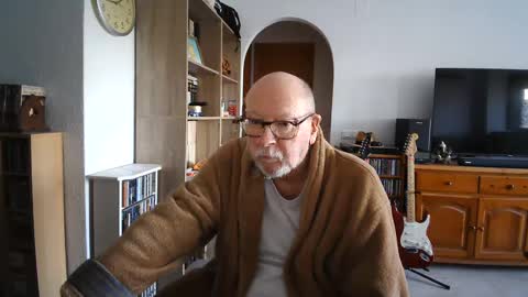 Snapshot of 7thsojourn chatting on 16, 2, 2025 Papi online show from 16, 2, 2025