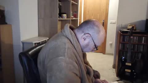 Snapshot of 7thsojourn chatting on 5, 3, 2025 Papi online show from 5, 3, 2025