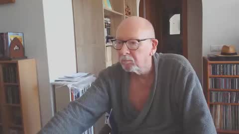  Papi  online show from 30, 10, 2025