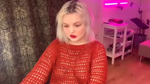 Snapshot of 80s_brat chatting on 6, 1, 2025 Ivy online show from 6, 1, 2025