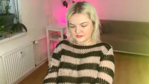 Snapshot of 80s_brat chatting on 15, 1, 2025 Ivy online show from 15, 1, 2025