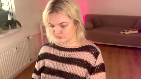 Snapshot of 80s_brat chatting on 15, 1, 2025 Ivy online show from 15, 1, 2025