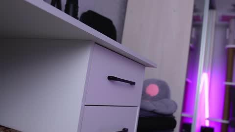 Monicano face online show from 21, 1, 2025