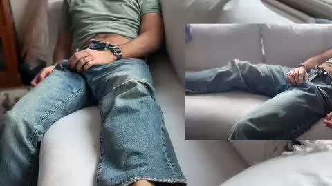 Snapshot of 8inchernyc chatting on 12, 11, 2025 8incher NYC online show from 12, 11, 2025