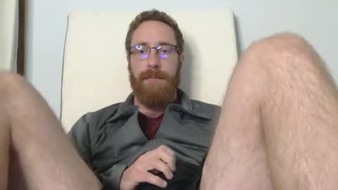 Snapshot of 8inchesandsomeholes chatting on 5, 5, 2026 8InchesAndSomeHoles online show from 5, 5, 2026