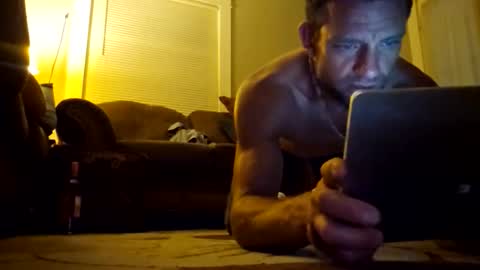 8inchwhiteboy88 online show from 24, 4, 2026