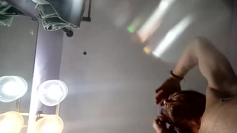 8intenn online show from 28, 9, 2025