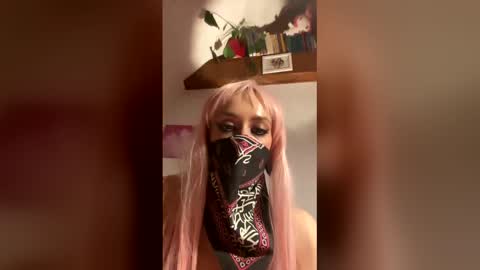 Snapshot of 999sunshinexxx chatting on 4, 12, 2025 999sunshinexxx online show from 4, 12, 2025