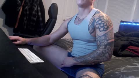 Snapshot of 9inchbulll chatting on 18, 12, 2024 9inchbulll online show from 18, 12, 2024