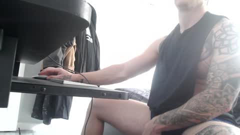 Snapshot of 9inchbulll chatting on 29, 12, 2024 9inchbulll online show from 29, 12, 2024