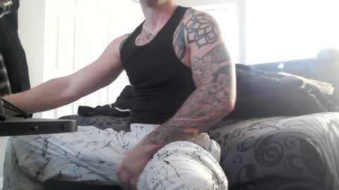 Snapshot of 9inchbulll chatting on 1, 1, 2025 9inchbulll online show from 1, 1, 2025