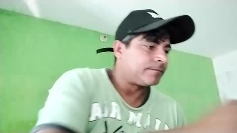 Snapshot of 9vinhocamshow chatting on 25, 12, 2024 9vinhocamshow online show from 25, 12, 2024