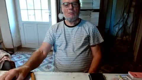 Snapshot of _123_voyeur_ chatting on 9, 8, 2026 _123_voyeur_ online show from 9, 8, 2026