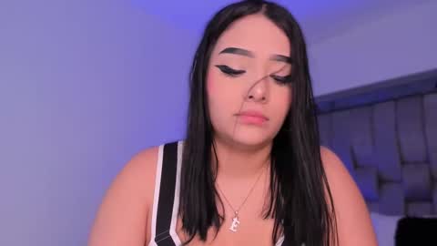 Snapshot of _abbymiller_ chatting on 18, 9, 2025 Abbye Miller online show from 18, 9, 2025