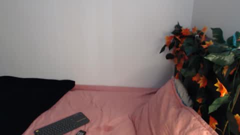 _abrill_20 online show from 24, 11, 2025