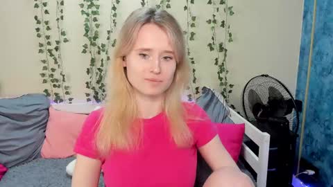 Snapshot of _adel_brooks_ chatting on 9, 2, 2025 adel online show from 9, 2, 2025