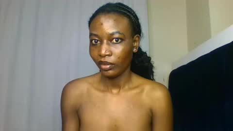 Snapshot of _africana4 chatting on 18, 5, 2026 africana4 online show from 18, 5, 2026