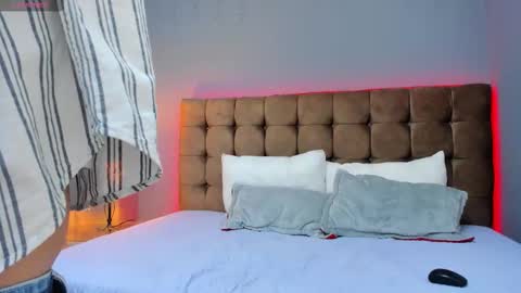 Snapshot of _alexander_gold chatting on 4, 11, 2025 Alexander online show from 4, 11, 2025