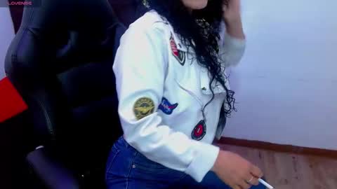 Snapshot of _alexandrajones chatting on 9, 11, 2025 Alexandra online show from 9, 11, 2025