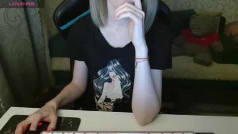  AliceCullen  online show from 16, 11, 2025