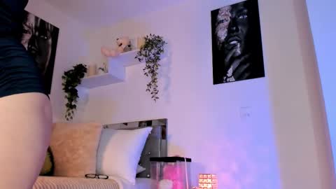 Snapshot of _alissonrose chatting on 29, 10, 2025 Karo online show from 29, 10, 2025