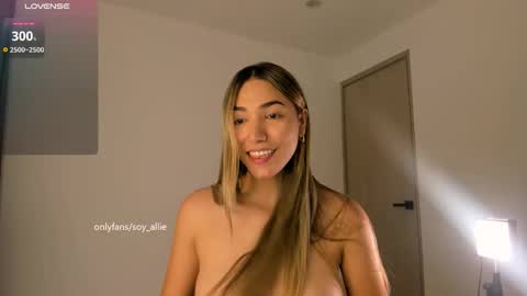 Snapshot of _alliex_ chatting on 13, 11, 2025 you can call me pretty online show from 13, 11, 2025