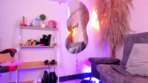 Ambar  online show from 4, 6, 2026