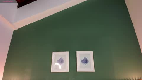 Snapshot of _anavictoria_ chatting on 8, 3, 2025 Ana Victoria online show from 8, 3, 2025