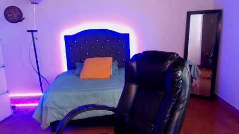 Snapshot of _anne_hot chatting on 9, 12, 2024 Anne online show from 9, 12, 2024