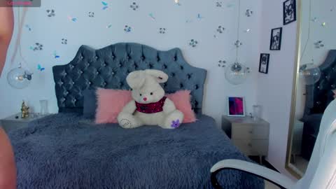 antonnela online show from 17, 1, 2025