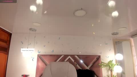 antonnela online show from 26, 9, 2025