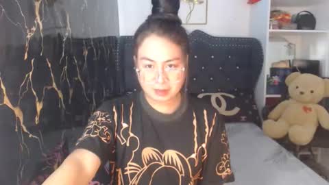 Snapshot of _arah chatting on 10, 10, 2025 arah online show from 10, 10, 2025