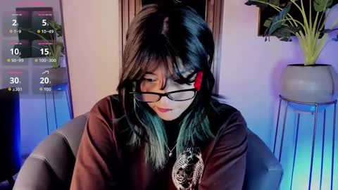   online show from 12, 11, 2025