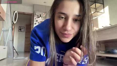 _aura_18 online show from 9, 10, 2025