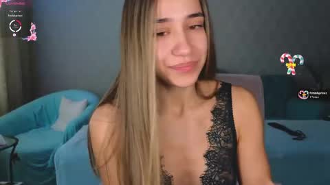 _aura_18 online show from 21, 4, 2026