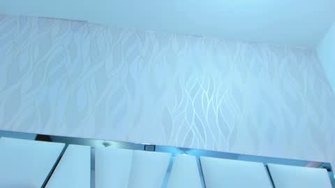 Aura online show from 9, 2, 2025