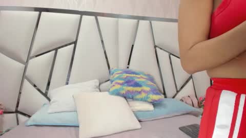 Aura online show from 25, 9, 2025