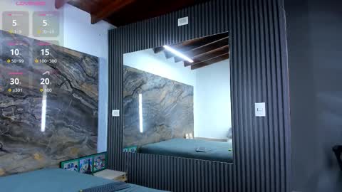 Snapshot of _axel_09 chatting on 17, 9, 2025 _axel_09 online show from 17, 9, 2025