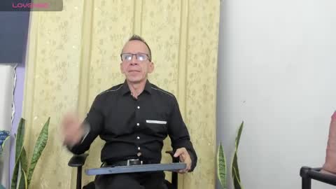 Snapshot of _axelking1_ chatting on 4, 6, 2026 Axel online show from 4, 6, 2026