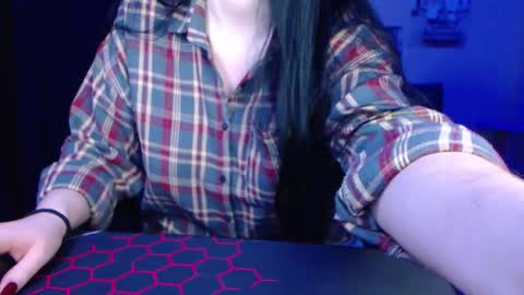 Tiffany online show from 24, 11, 2025