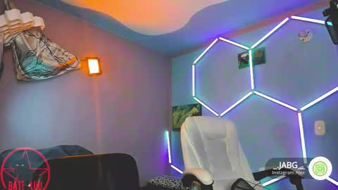 Lunita  online show from 18, 10, 2025