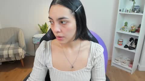 Bella Evans online show from 13, 1, 2026